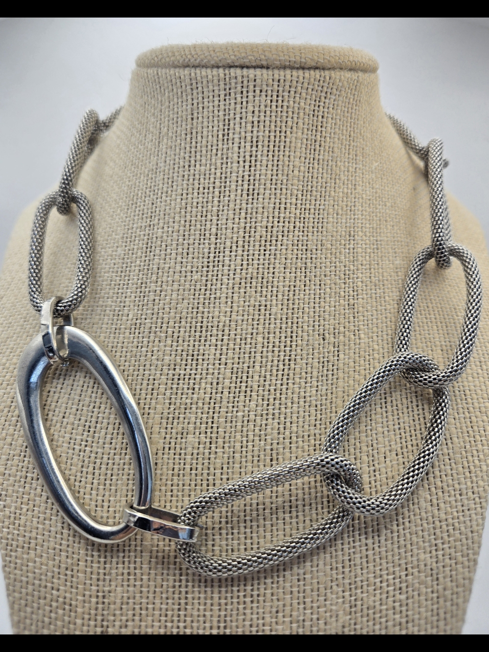Chico's Silver-Tone Chunky Link Necklace Bold Modern Refined Statement Bold Chic